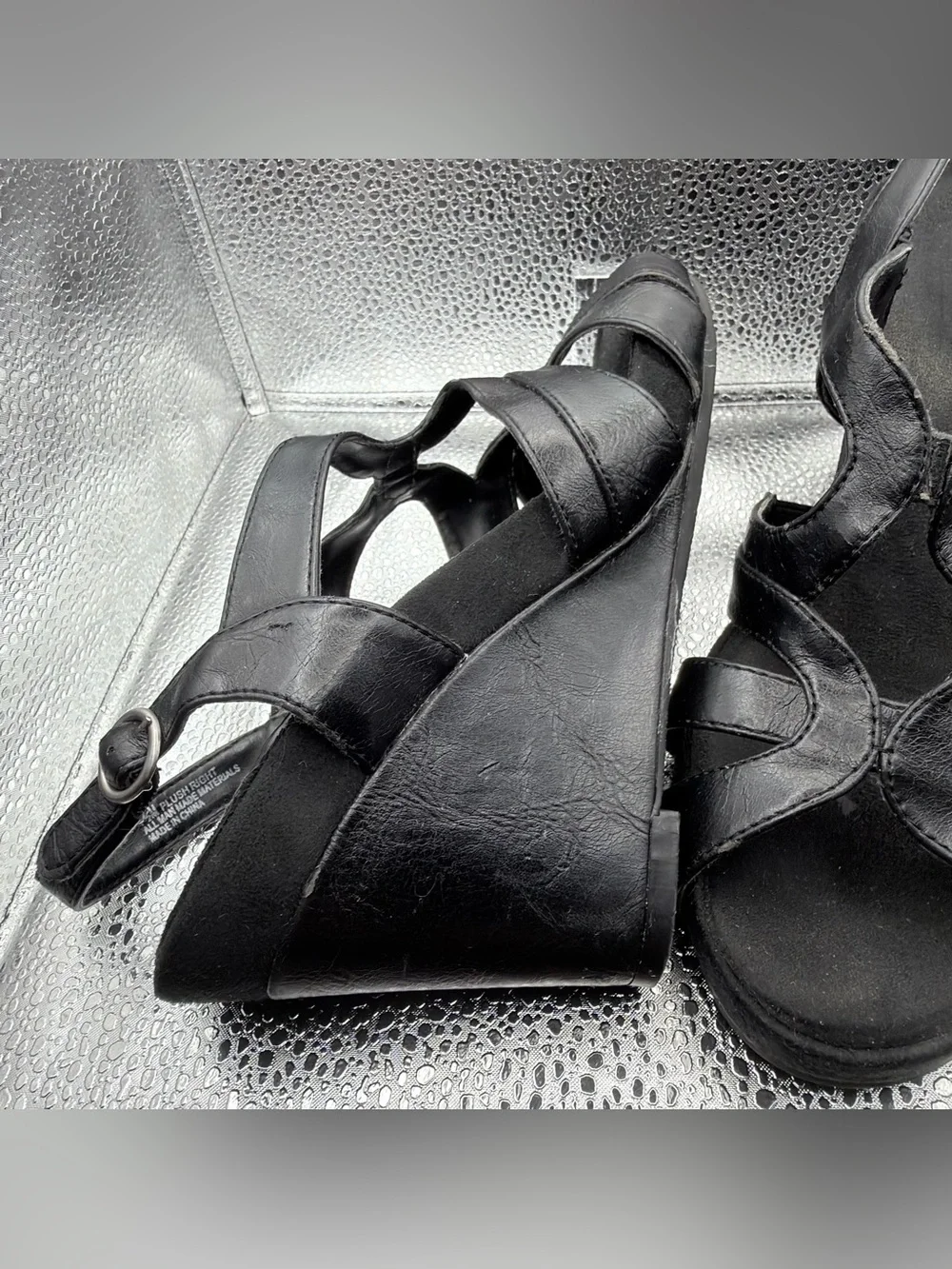 Aerology elegant black